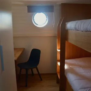  Bateau-hôtel Tagus Marina